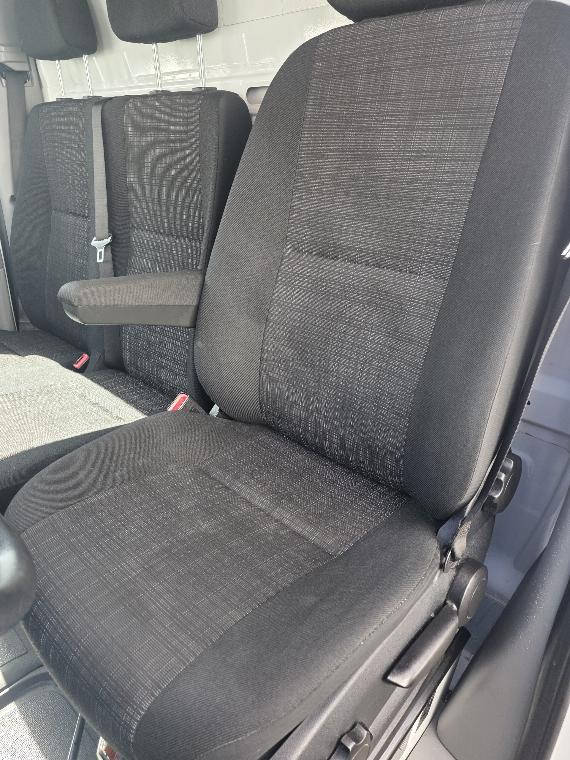 
								MERCEDES BENZ 316 CDI FRIGO groupe CARRIER plein									