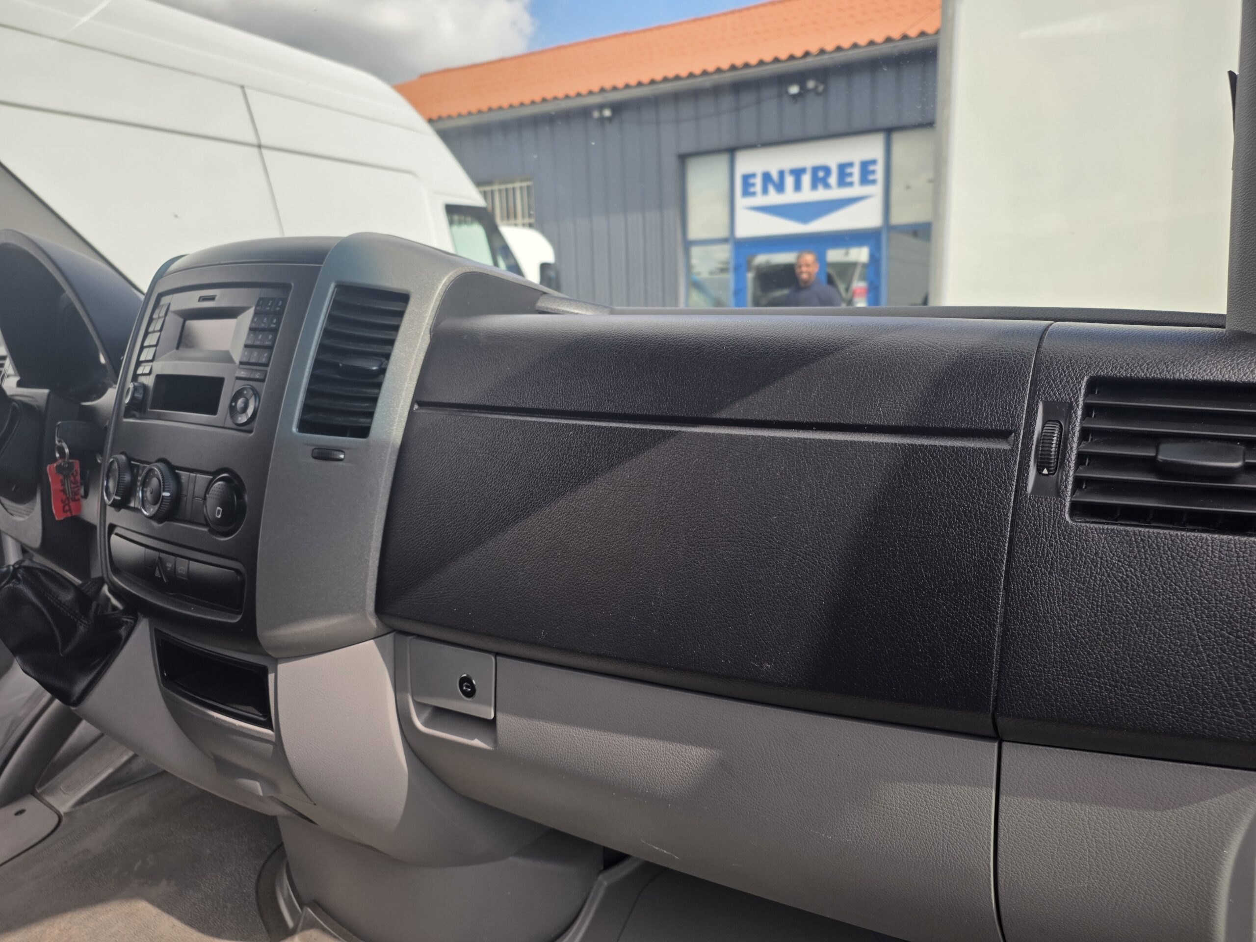 
								MERCEDES BENZ 316 CDI FRIGO groupe CARRIER plein									