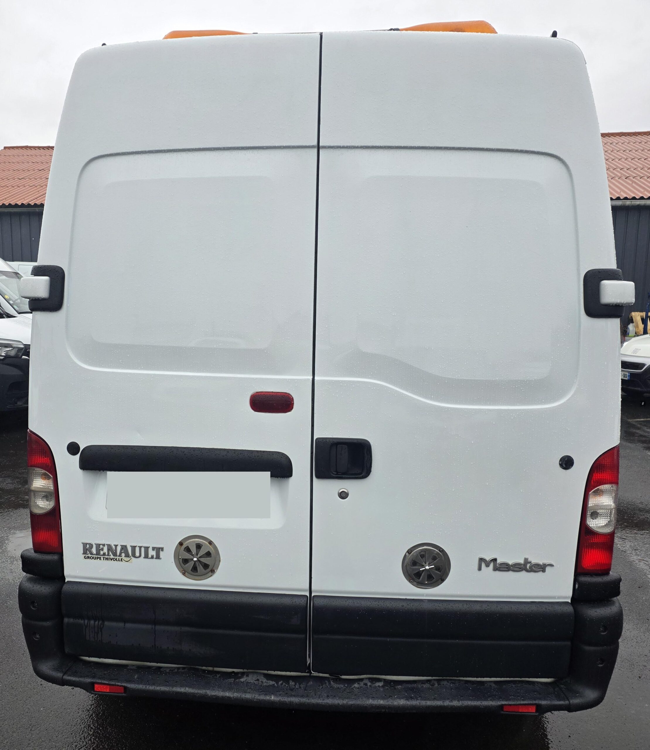 
								RENAULT MASTER 2.5 DCI 100CV L2H2 plein									