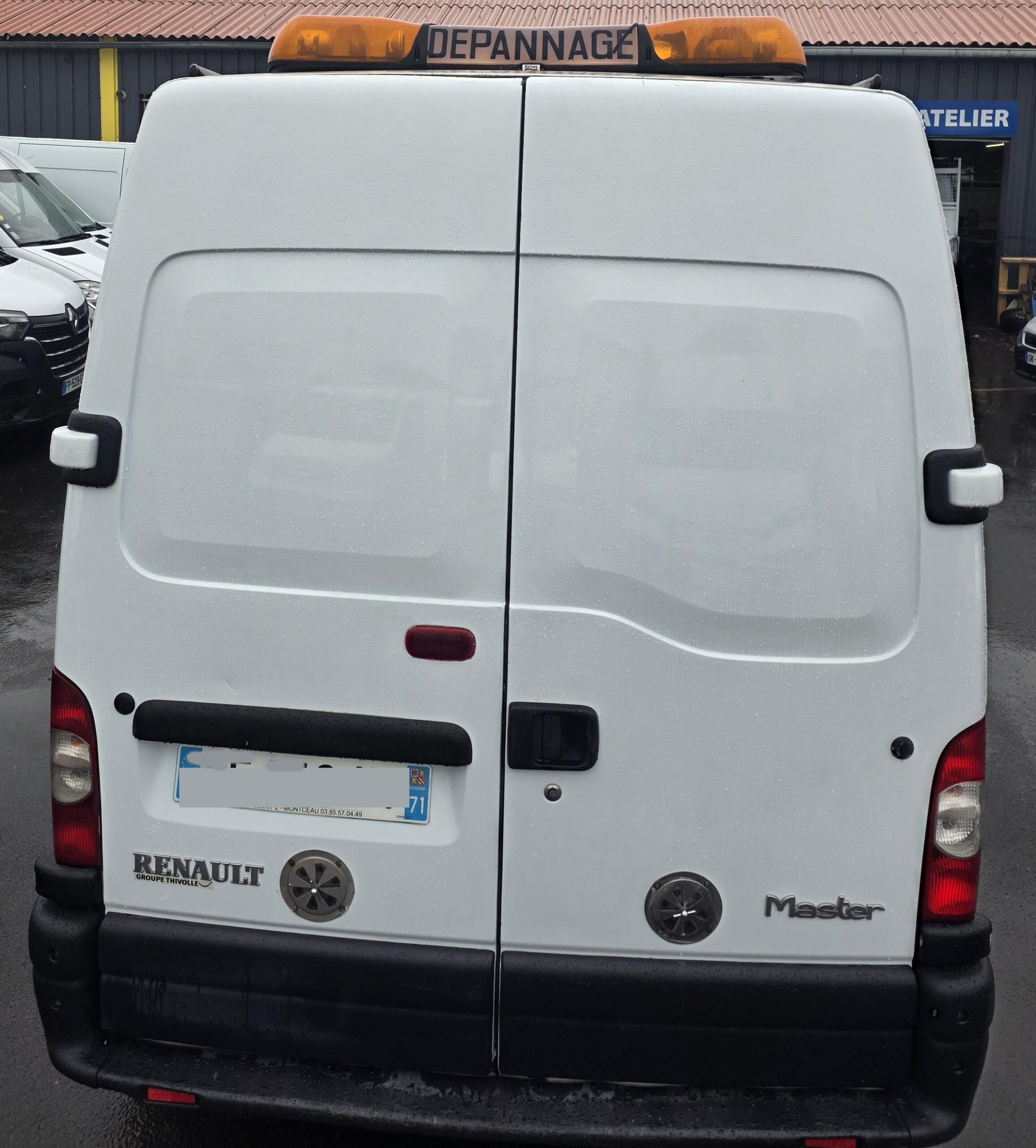 
								RENAULT MASTER 2.5 DCI 100CV L2H2 plein									