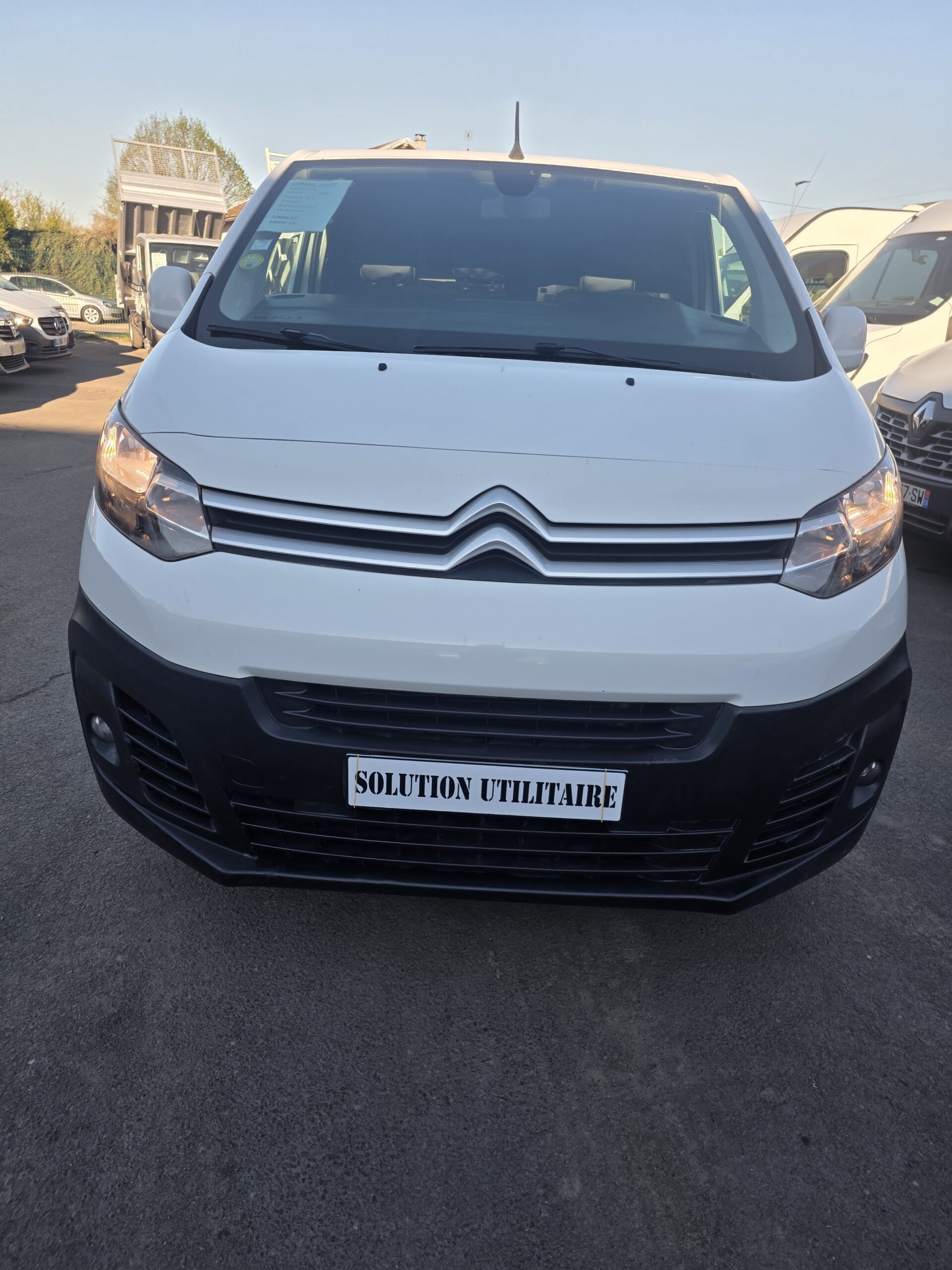 
								CITROEN JUMPY 1.6 HDI 120CV TÔLÉ plein									