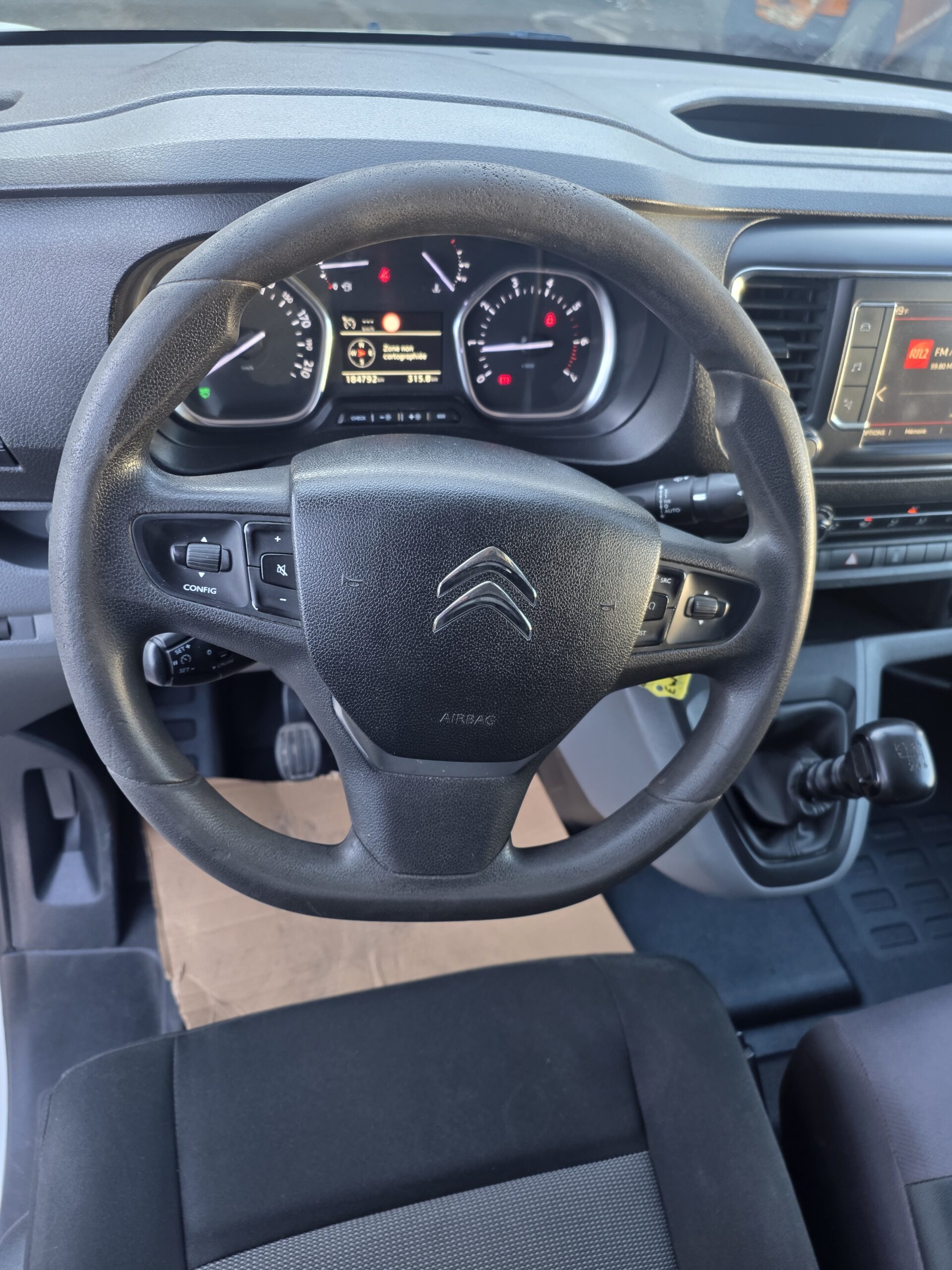 
								CITROEN JUMPY 1.6 HDI 120CV TÔLÉ plein									