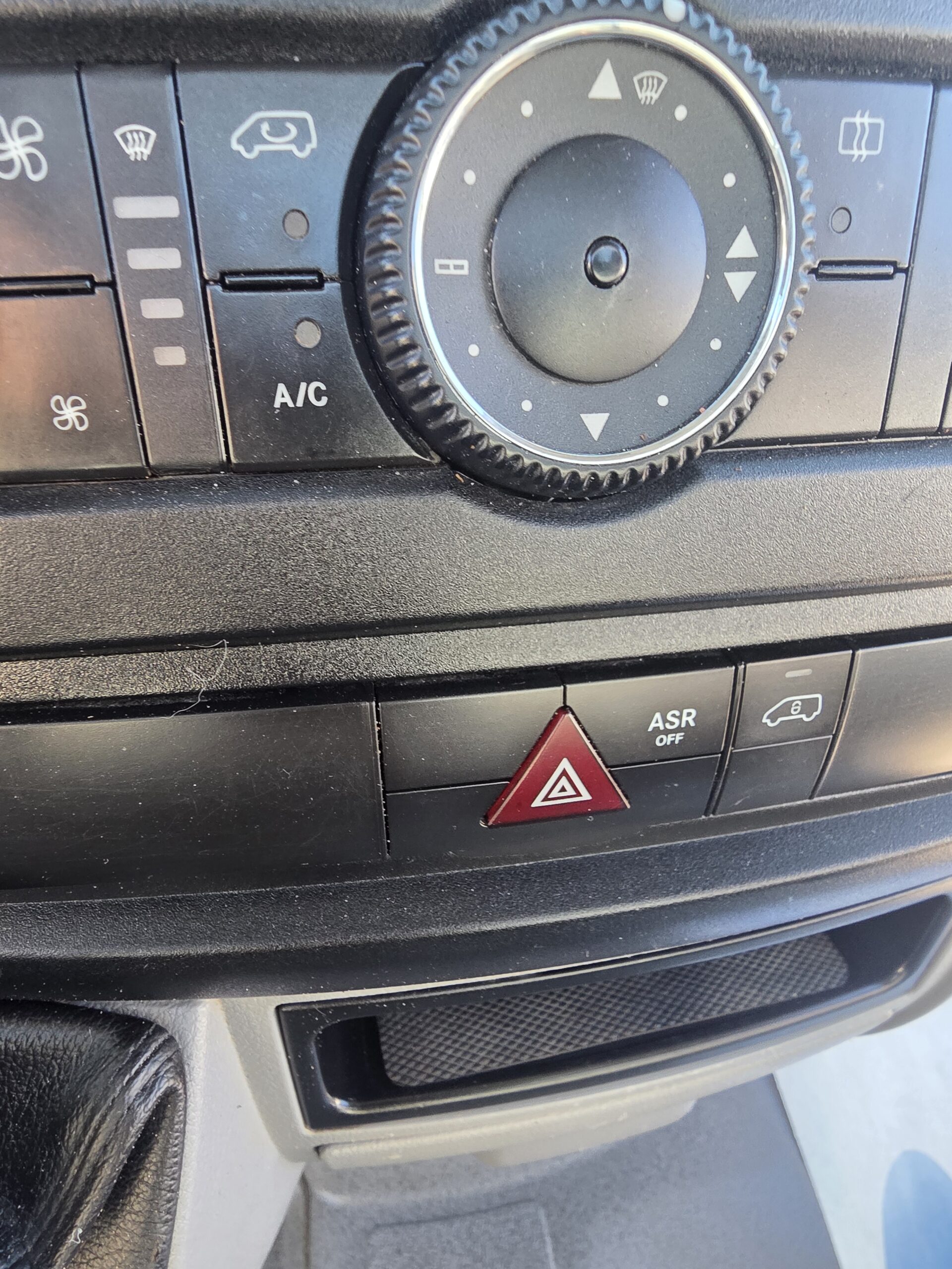 
								MERCEDES SPRINTER 513 CDI BENNE JPM 3m40 plein									